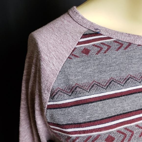 ON THE BYAS Top in Women's size L - Picture 2 of 5